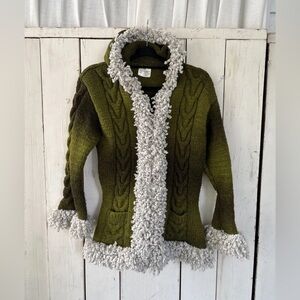Vintage Lanita Hand Knit Ecuador Eskimo Medium Wool Nordic Cardigan Green Zip